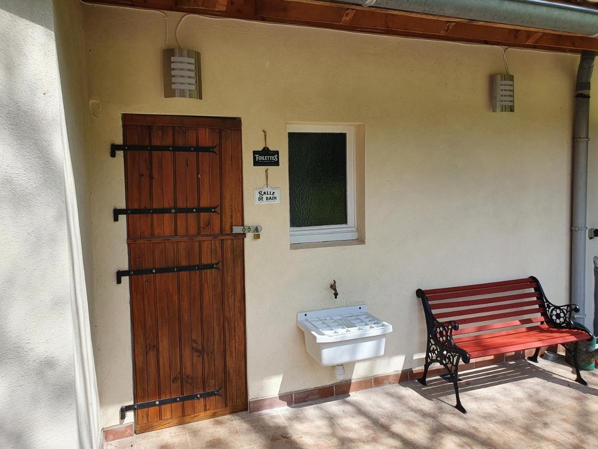 Moulin Du Pommier Glamping & Camping Saulgond Exterior photo
