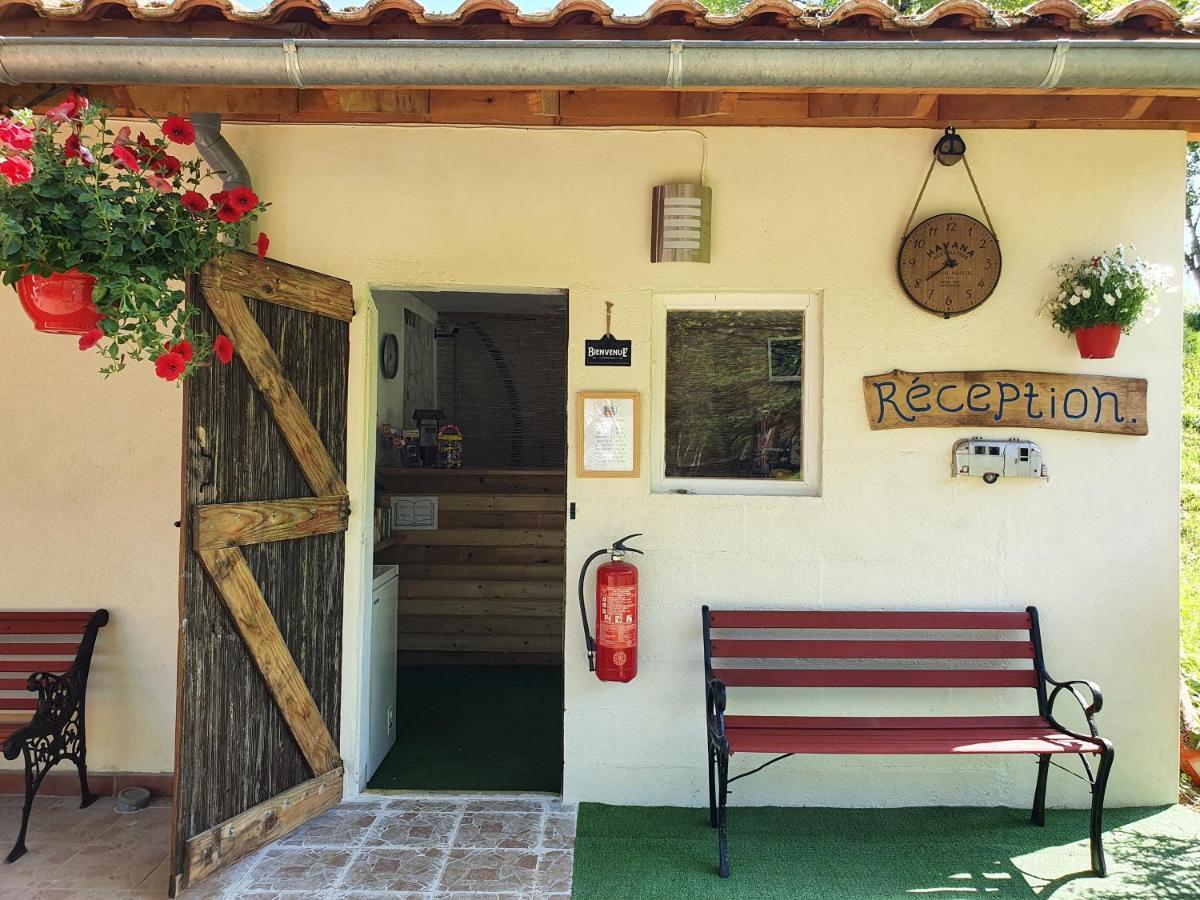 Moulin Du Pommier Glamping & Camping Saulgond Exterior photo