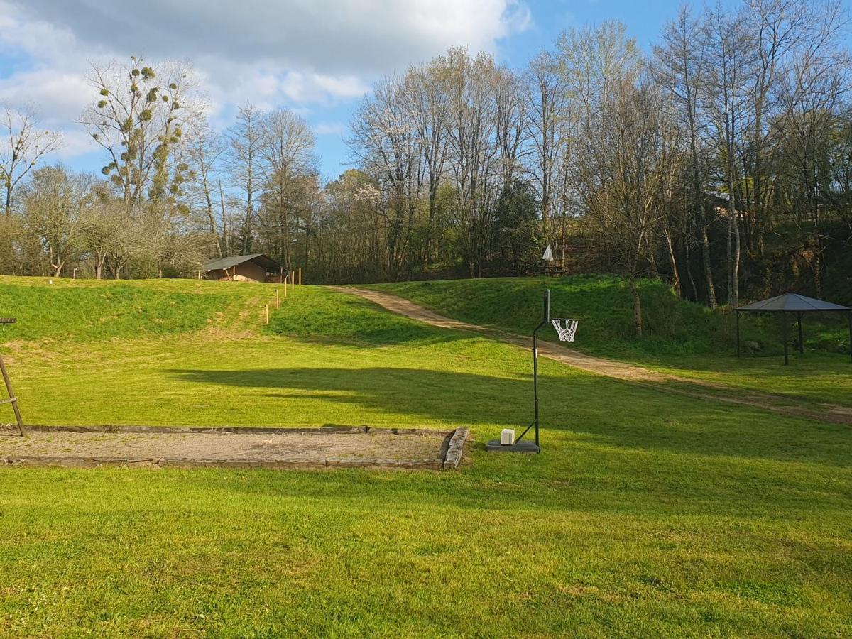 Moulin Du Pommier Glamping & Camping Saulgond Exterior photo